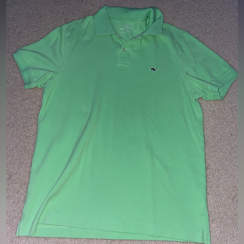 Vineyard vines polo shirt